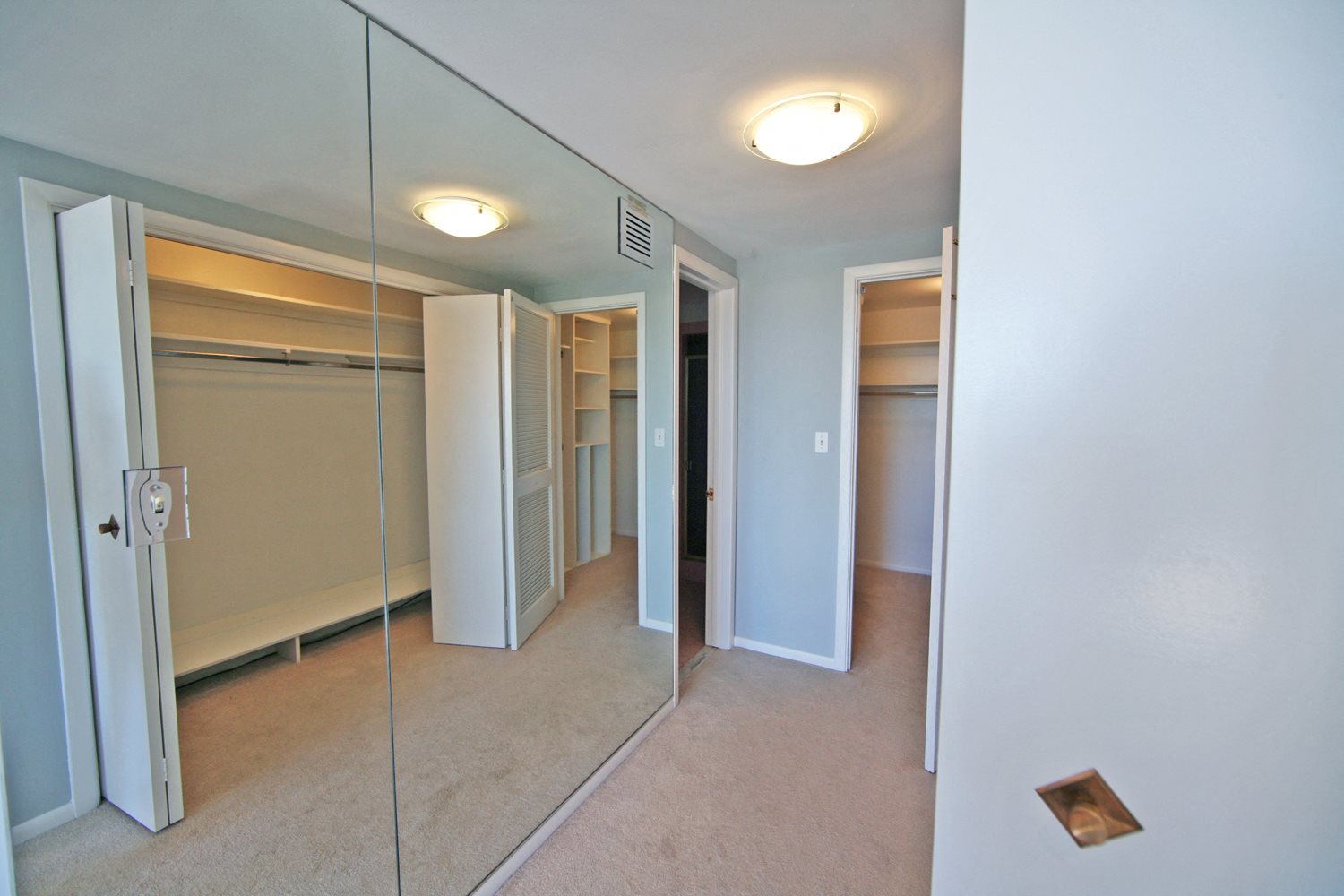 Gallery Photo 8